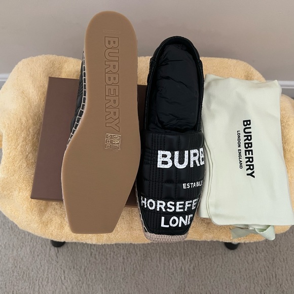 Authentic Burberry Espadrilles - Picture 6 of 15
